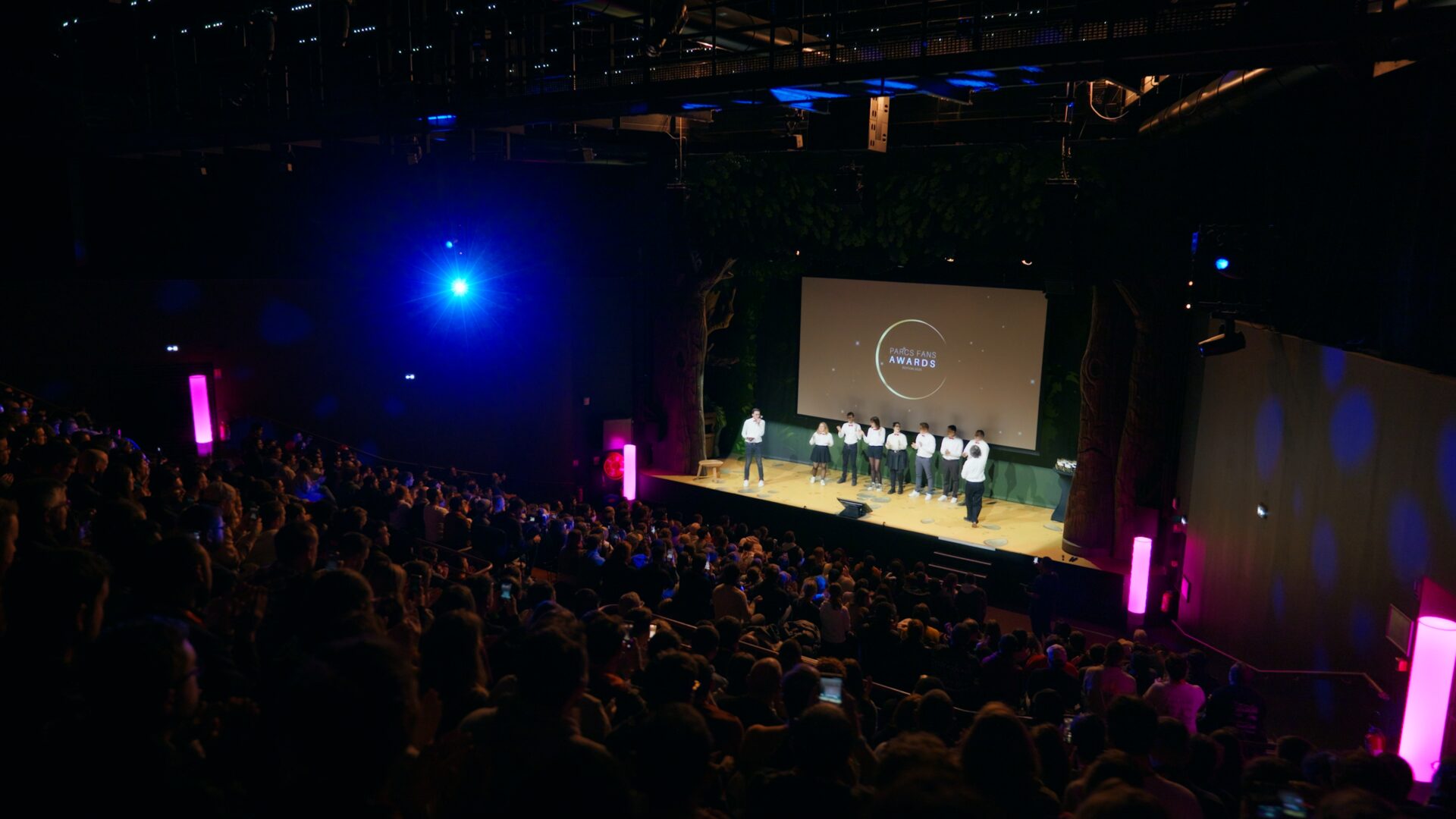 Vidéaste basé à Dreux en région Centre-Val de Loire. Spécialisé dans la vidéo d'entreprise et évènementiel.
